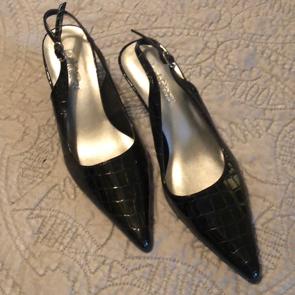 Le chateau slingback Size 5